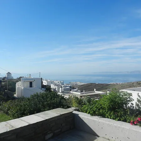 In Triandaros Tinos Holiday home Dio Choria